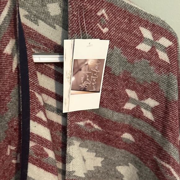 NEW•OS-3X•Super Soft Thick Knit Aztec Poncho - Picture 10 of 12